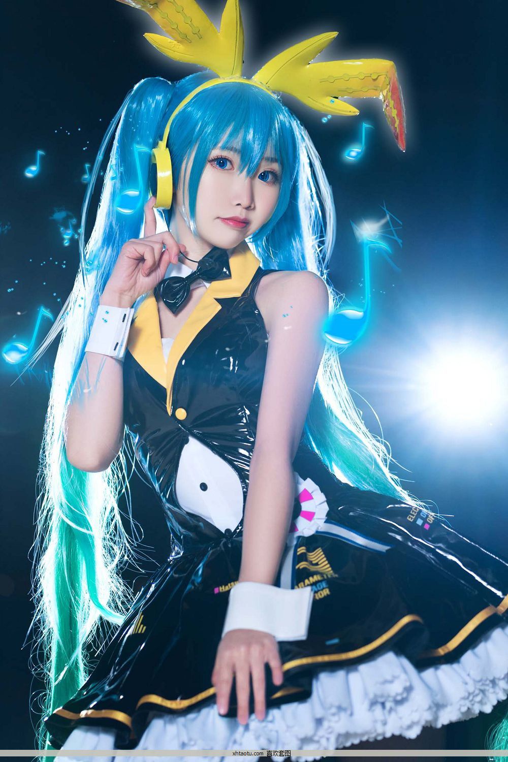 No.40  ɶ Miku[19P] [ŮCoser] 1ҳ